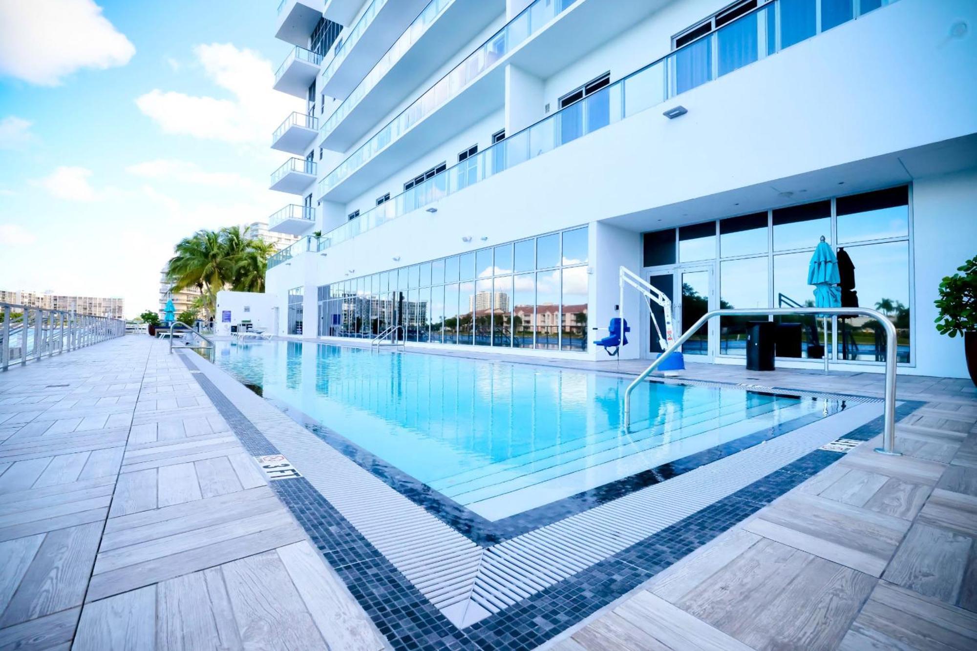 Diamond In The Sky Villa Hollywood Eksteriør billede